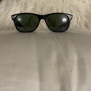 Ray-Ban New Wayfarer